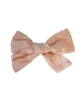 Alvilda Sløjfe Pudder Broderet Hos Frisøren   Baronen